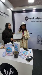 Walnut presented the author with Eminenza Certificate